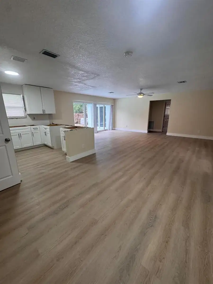 3112 SE 1ST Place, Boynton Beach FL 33435 photo 5