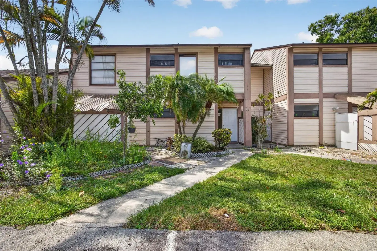 110 SHERWOOD Circle # 4C, Jupiter FL 33458 photo 3