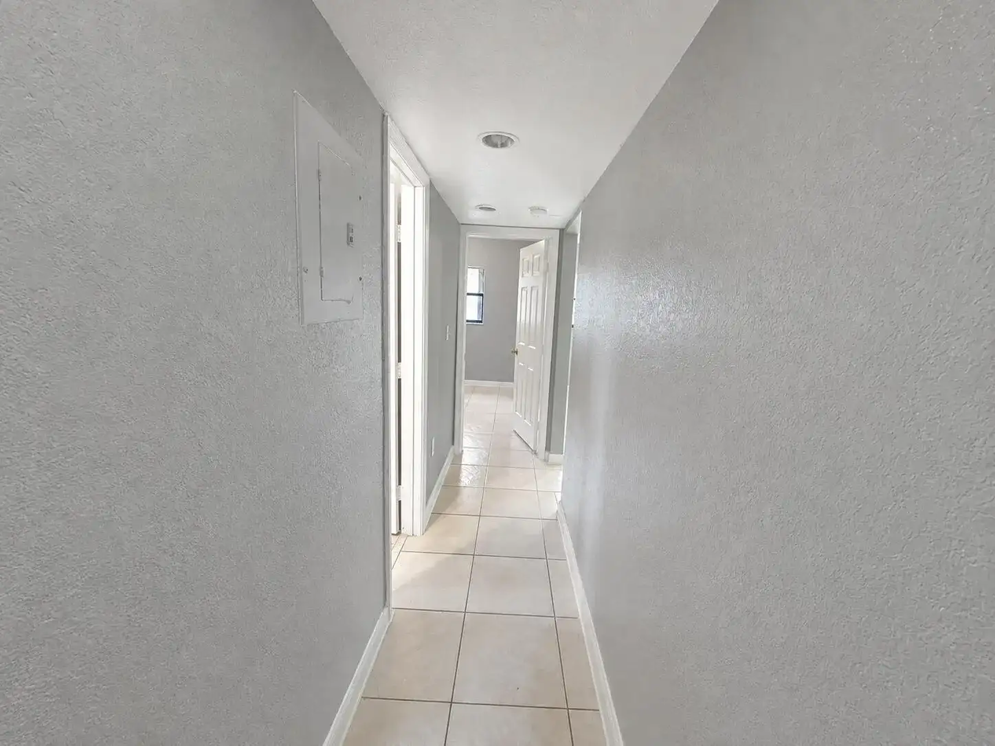 421 NW 7TH Terrace # 4, Fort Lauderdale FL 33311 photo 2