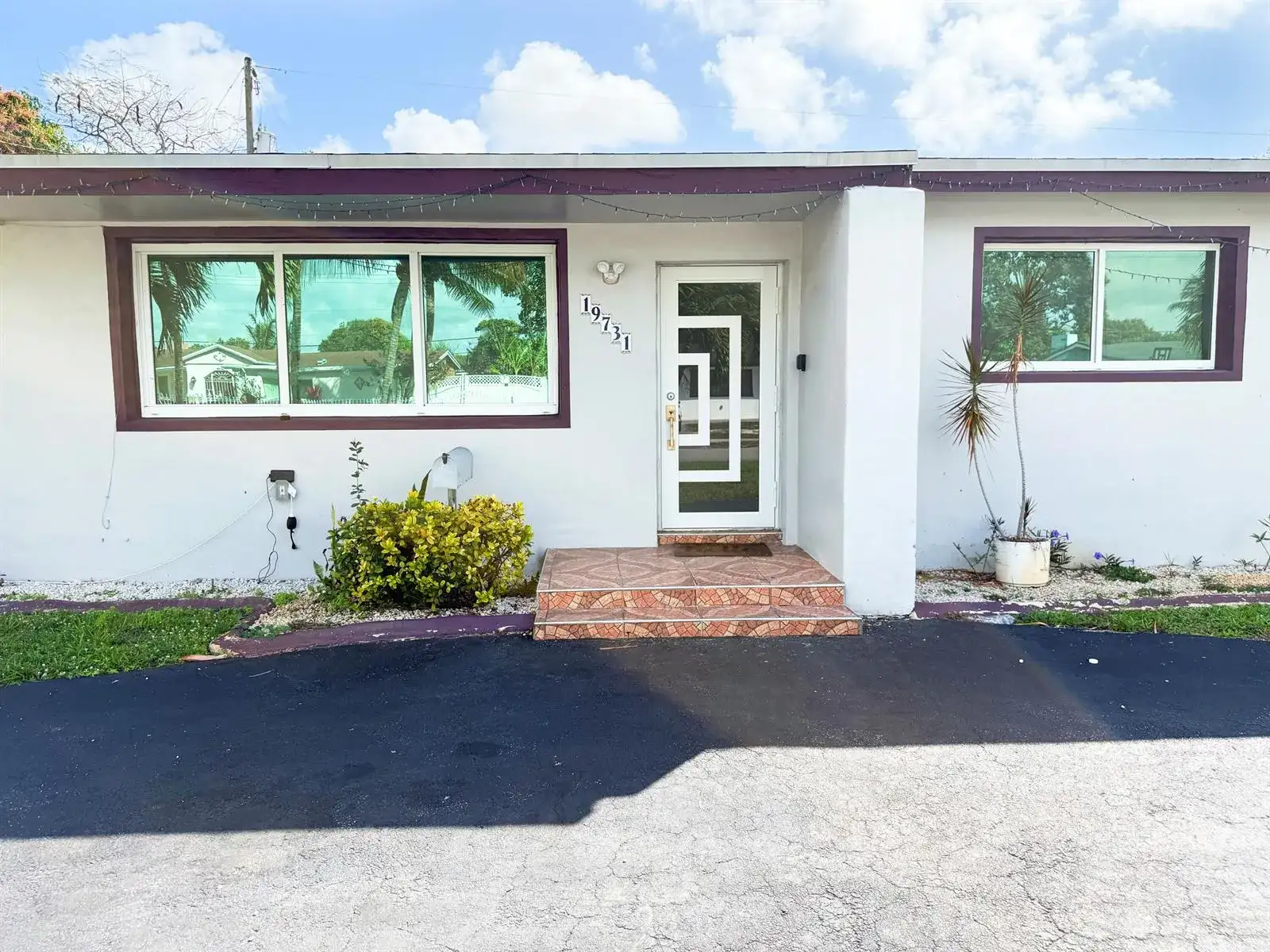 19731 NW 4TH Avenue, Miami Gardens FL 33169 photo 4