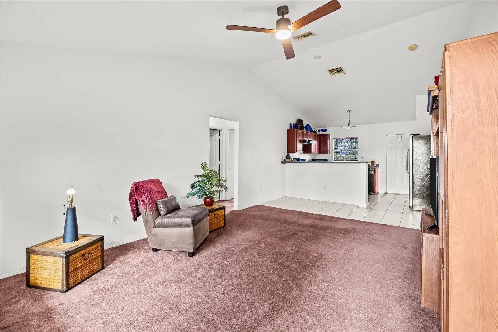 913 SE FORREST PARK Drive, Stuart FL 34994 photo 5
