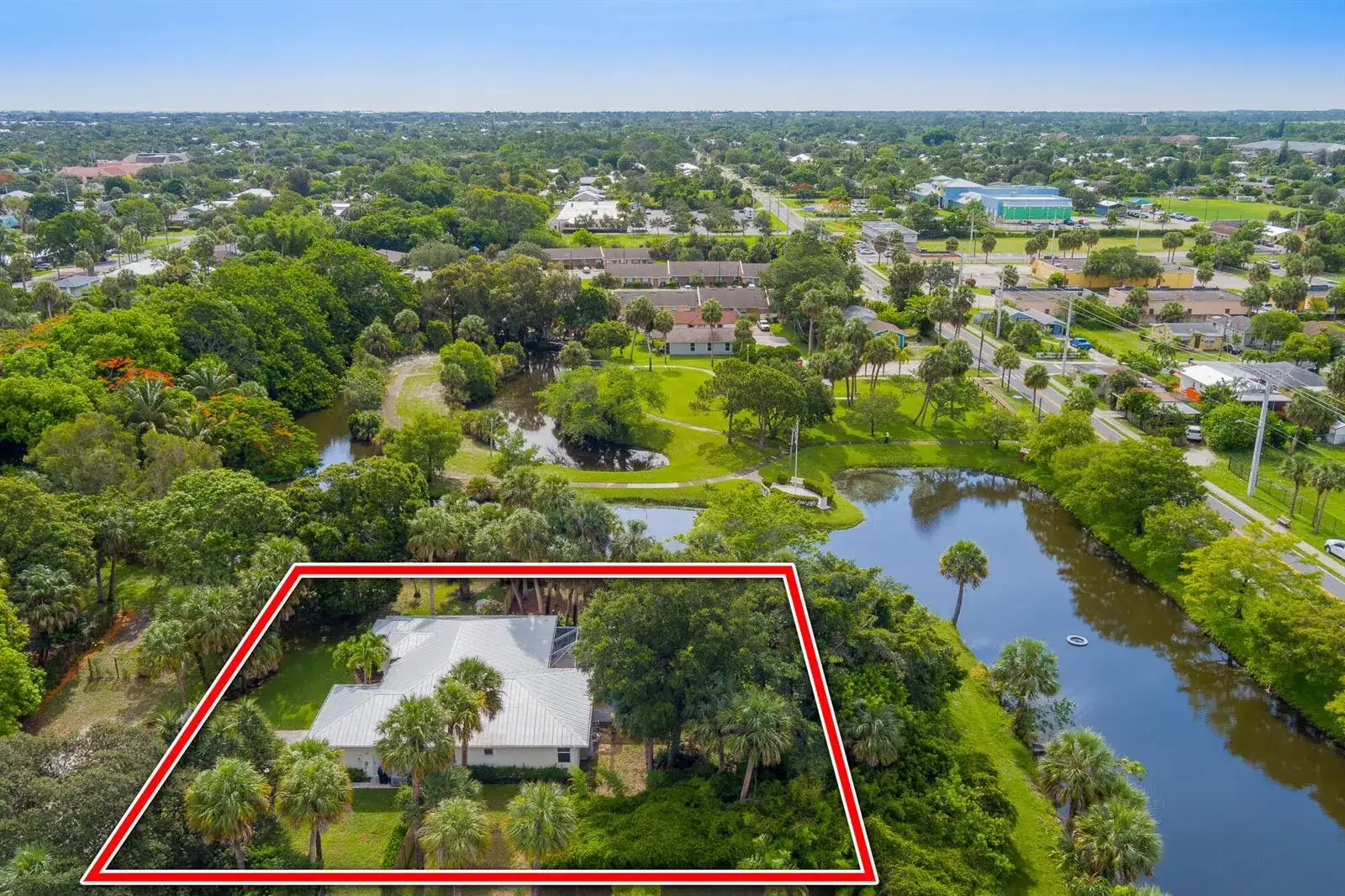 612 SE 6TH Street, Stuart FL 34994 photo 3