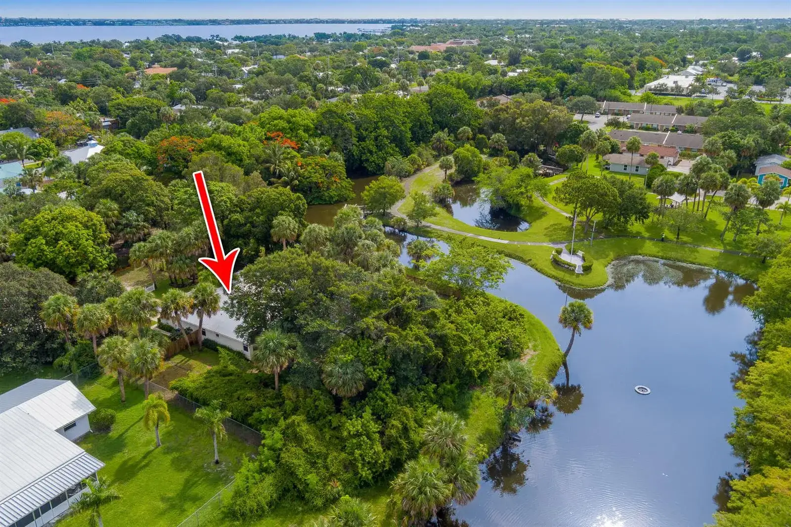 612 SE 6TH Street, Stuart FL 34994 photo 4