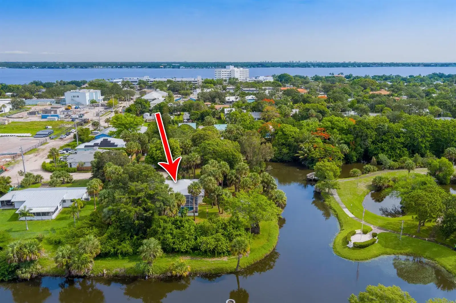 612 SE 6TH Street, Stuart FL 34994 photo 5