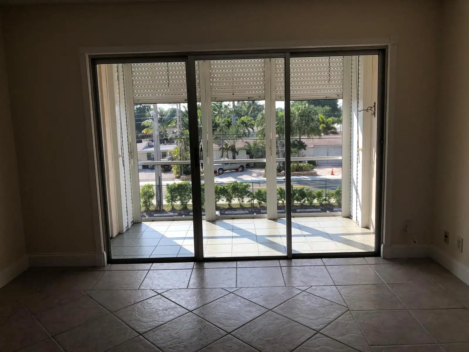 3040 NE 16TH Avenue # 303, Oakland Park FL 33334 photo 3