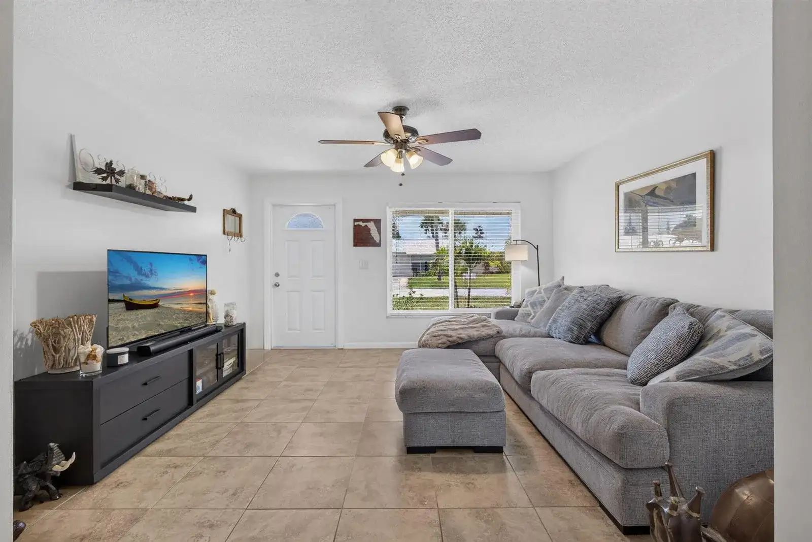 8717 SE SANDY Lane, Hobe Sound FL 33455 photo 4