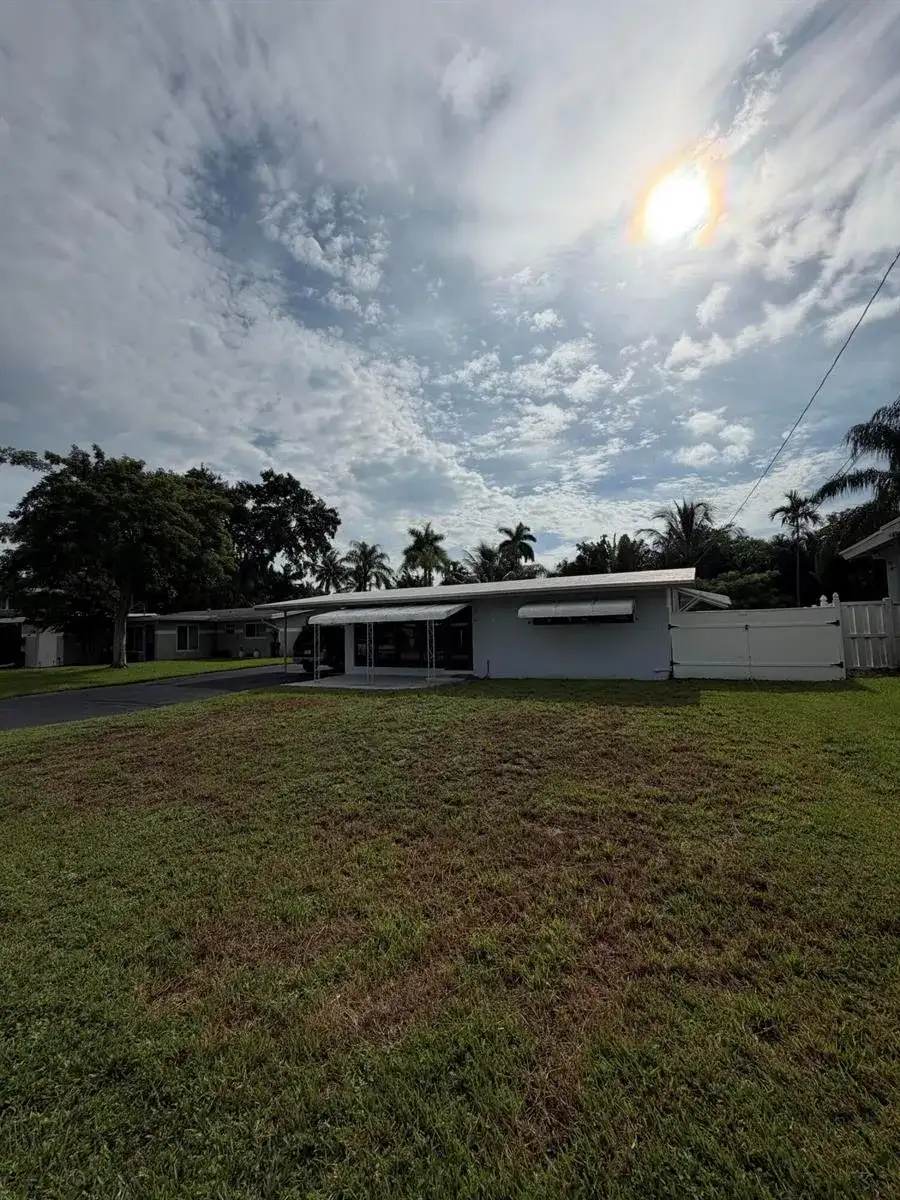 2554 Flamingo Lane, Fort Lauderdale FL 33312 photo 2