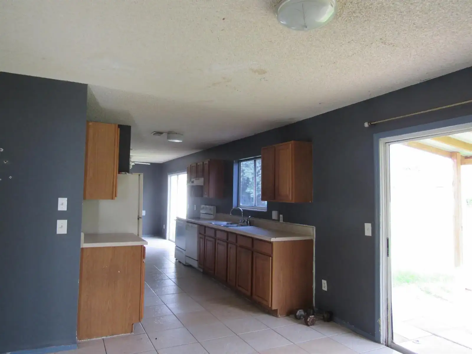 2557 SE ROBIN Circle, Port St. Lucie FL 34952 photo 4