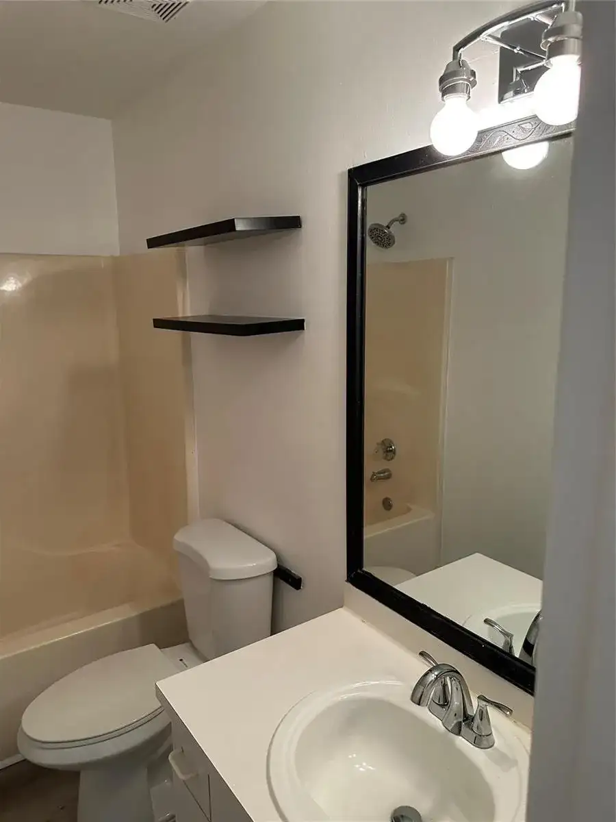 2825 Stoneway Lane # 2825, Fort Pierce FL 34982 photo 4
