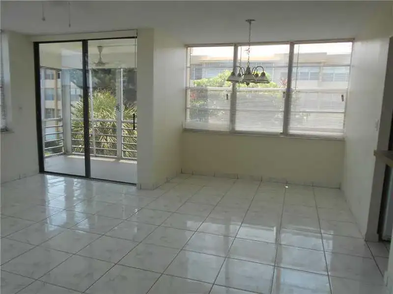 2731 TAFT Street # 309, Hollywood FL 33020 photo 5