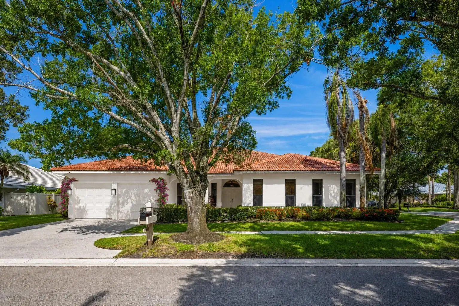 18951 Painted Leaf Court, Jupiter FL 33458 photo 3