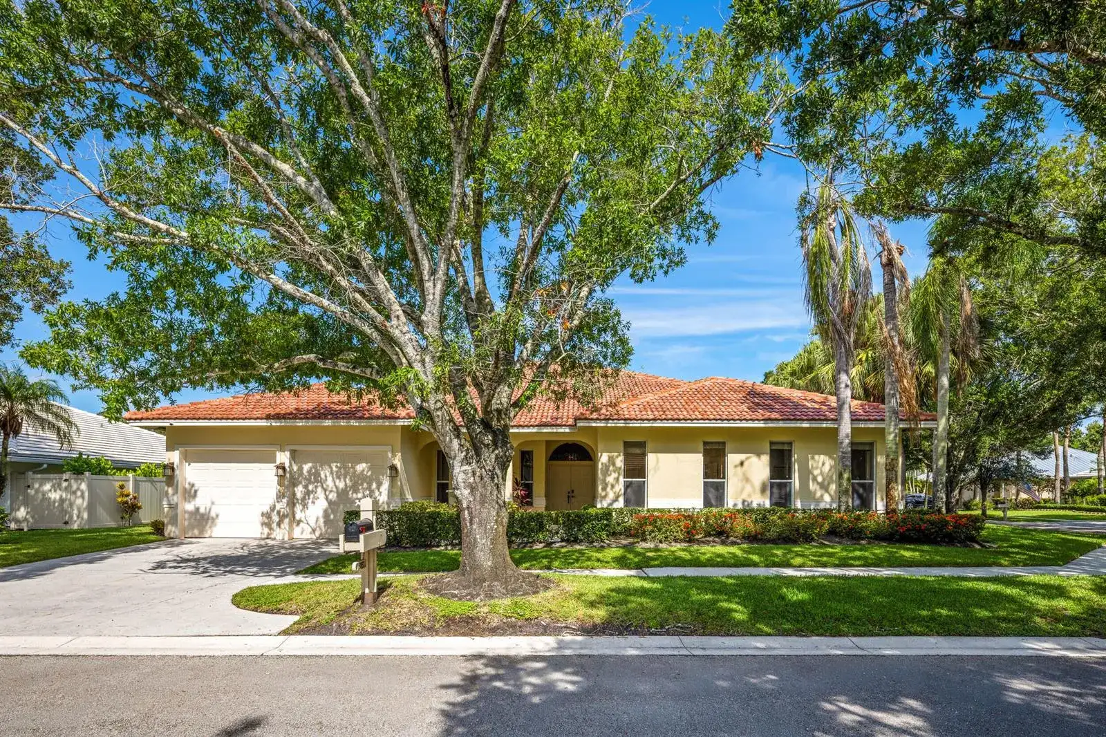 18951 Painted Leaf Court, Jupiter FL 33458 photo 4