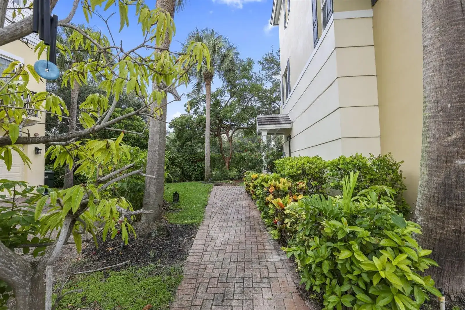 616 NW 38th Circle, Boca Raton FL 33431 photo 4
