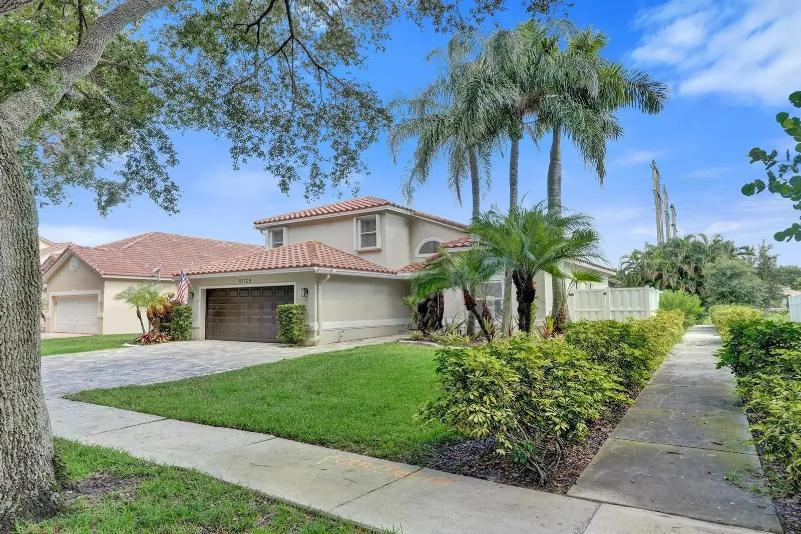 10729 EDINBURGH Street, Cooper City FL 33026 photo 2