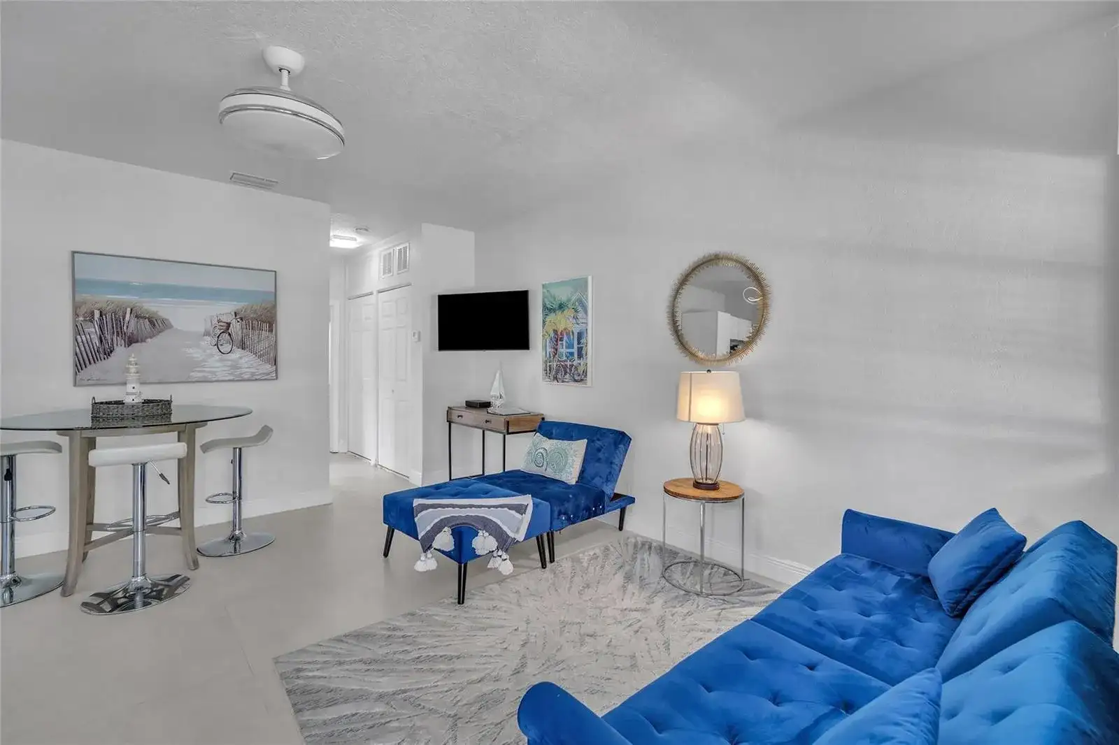 17 NE 9TH Avenue, Fort Lauderdale FL 33301 photo 3