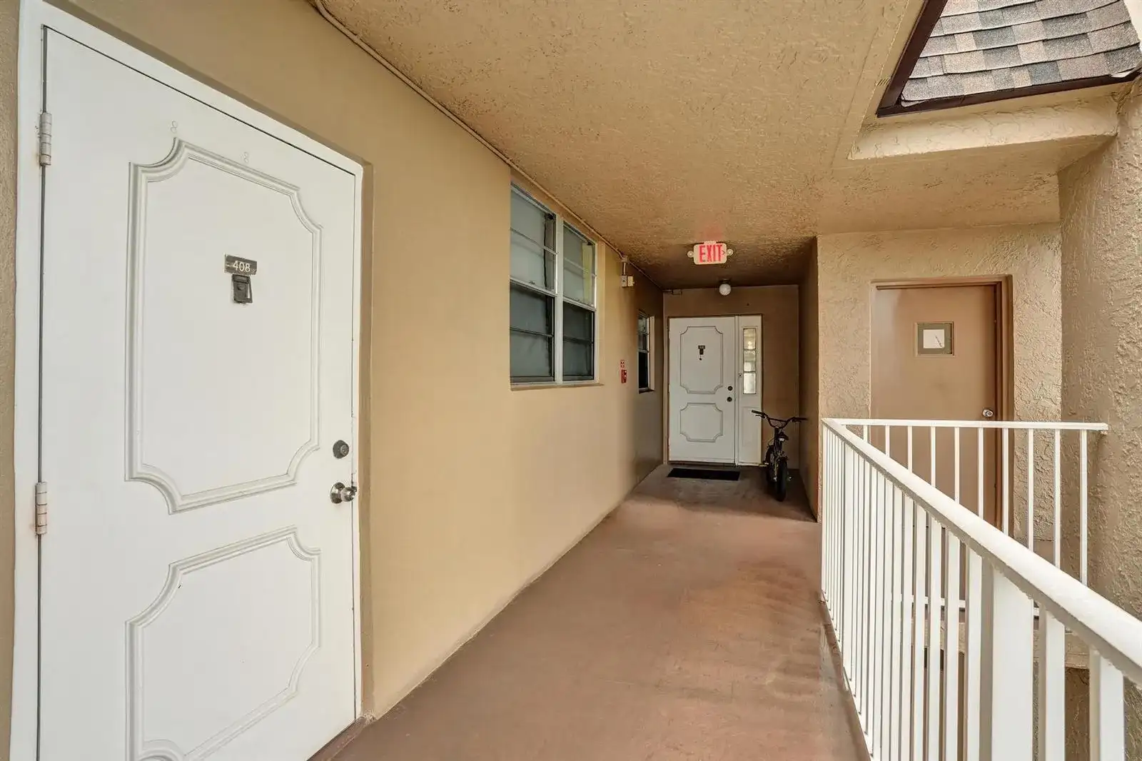 9460 TANGERINE Place # 408, Davie FL 33324 photo 2