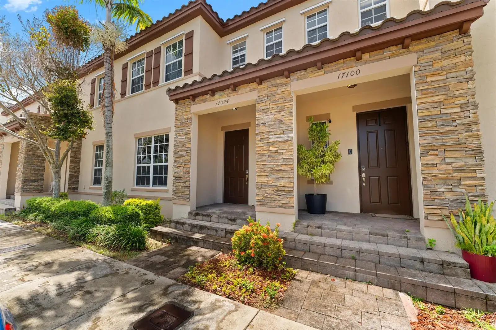 17094 SW 95TH Terrace, Miami FL 33196 photo 3
