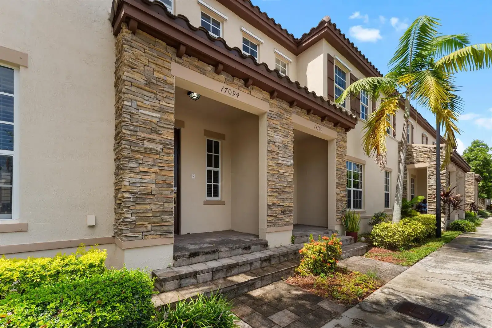 17094 SW 95TH Terrace, Miami FL 33196 photo 4