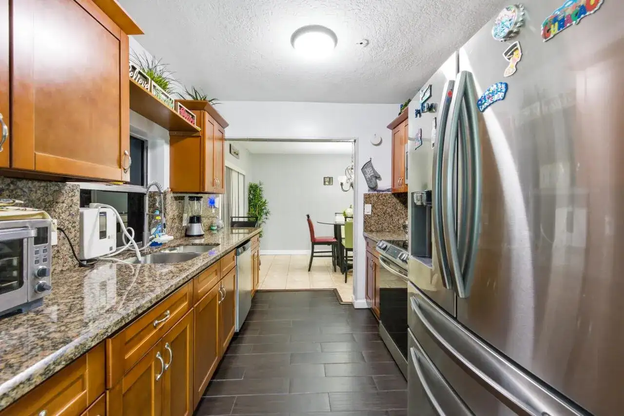 7809 NW 40TH Street, Coral Springs FL 33065 photo 5