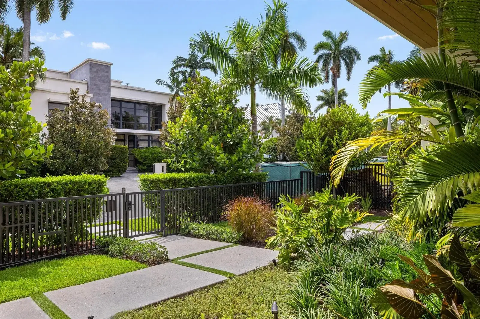 41 NURMI Drive, Fort Lauderdale FL 33301 photo 4