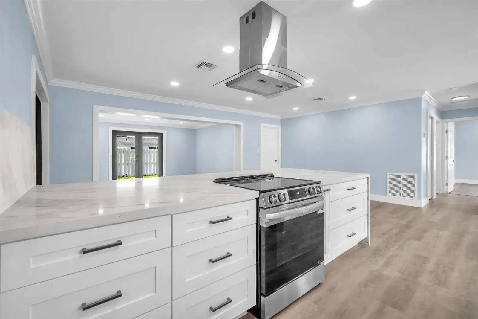 850 SW 1st Terrace, Pompano Beach FL 33060 photo 4