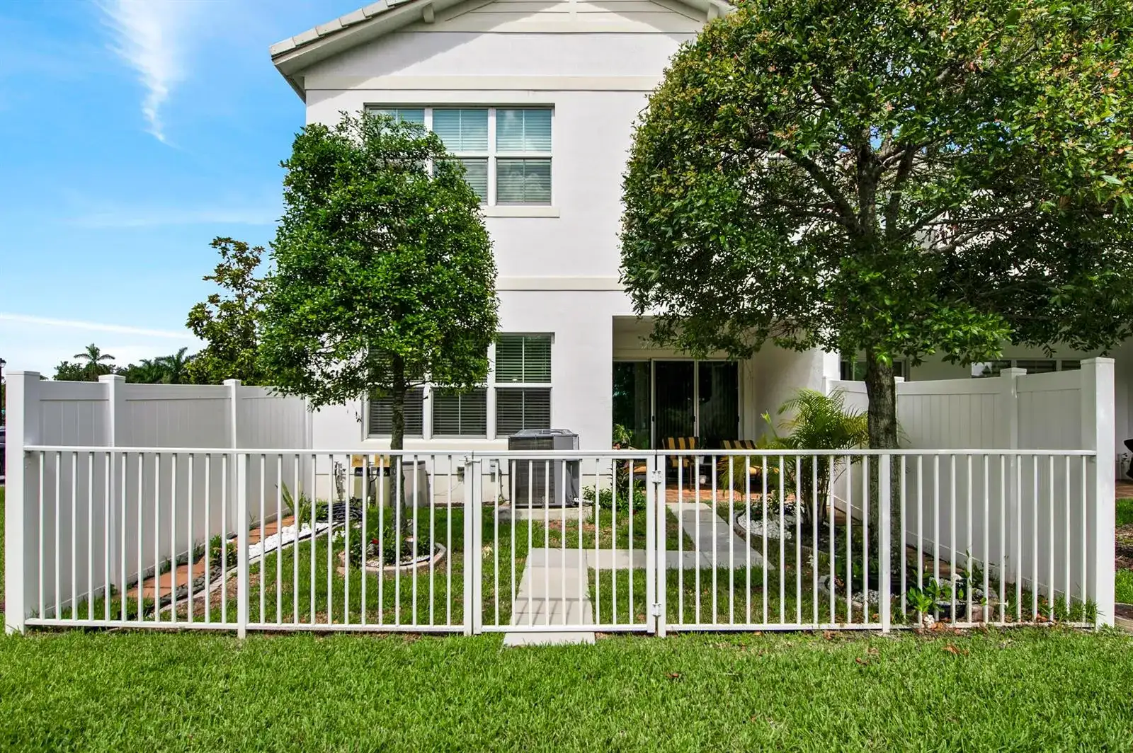 50 PALM Lane, Royal Palm Beach FL 33411 photo 5