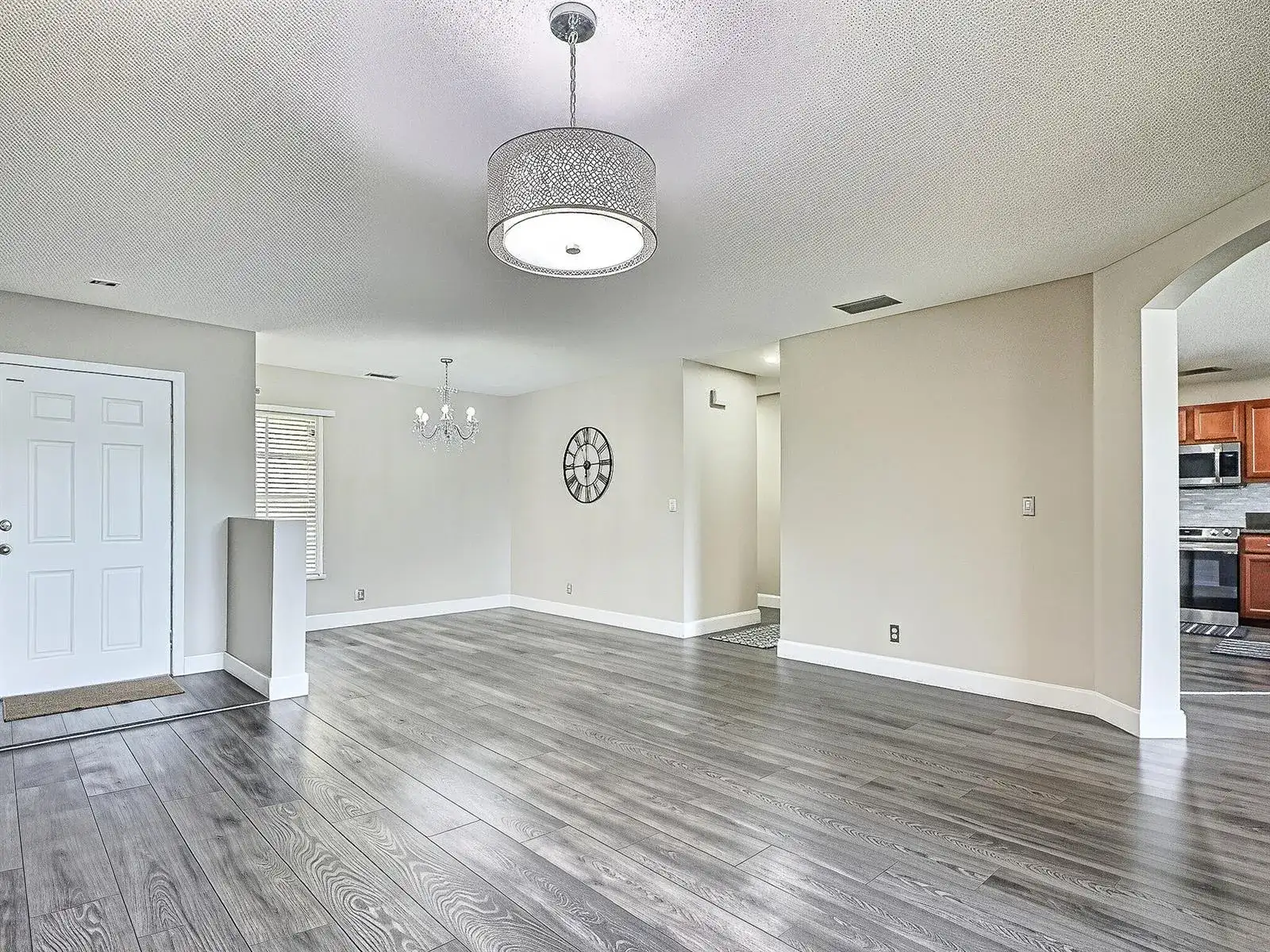 6427 Adriatic Way, West Palm Beach FL 33413 photo 2