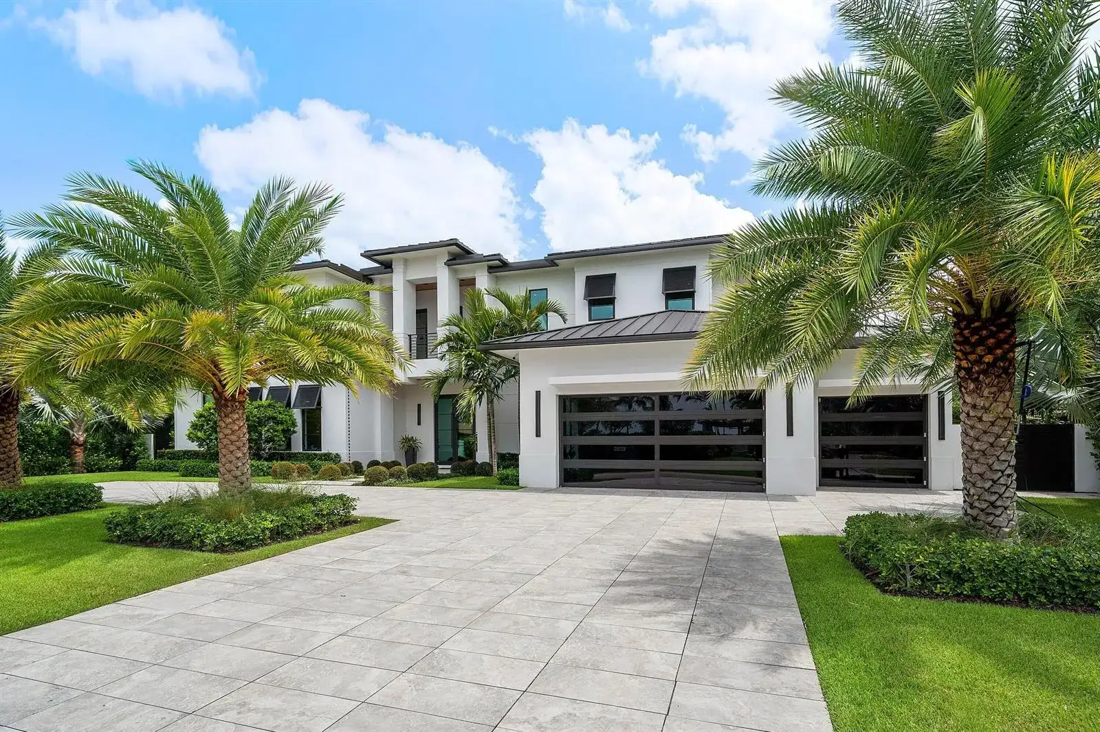 830 Lake Shore Drive, Delray Beach FL 33444 photo 3