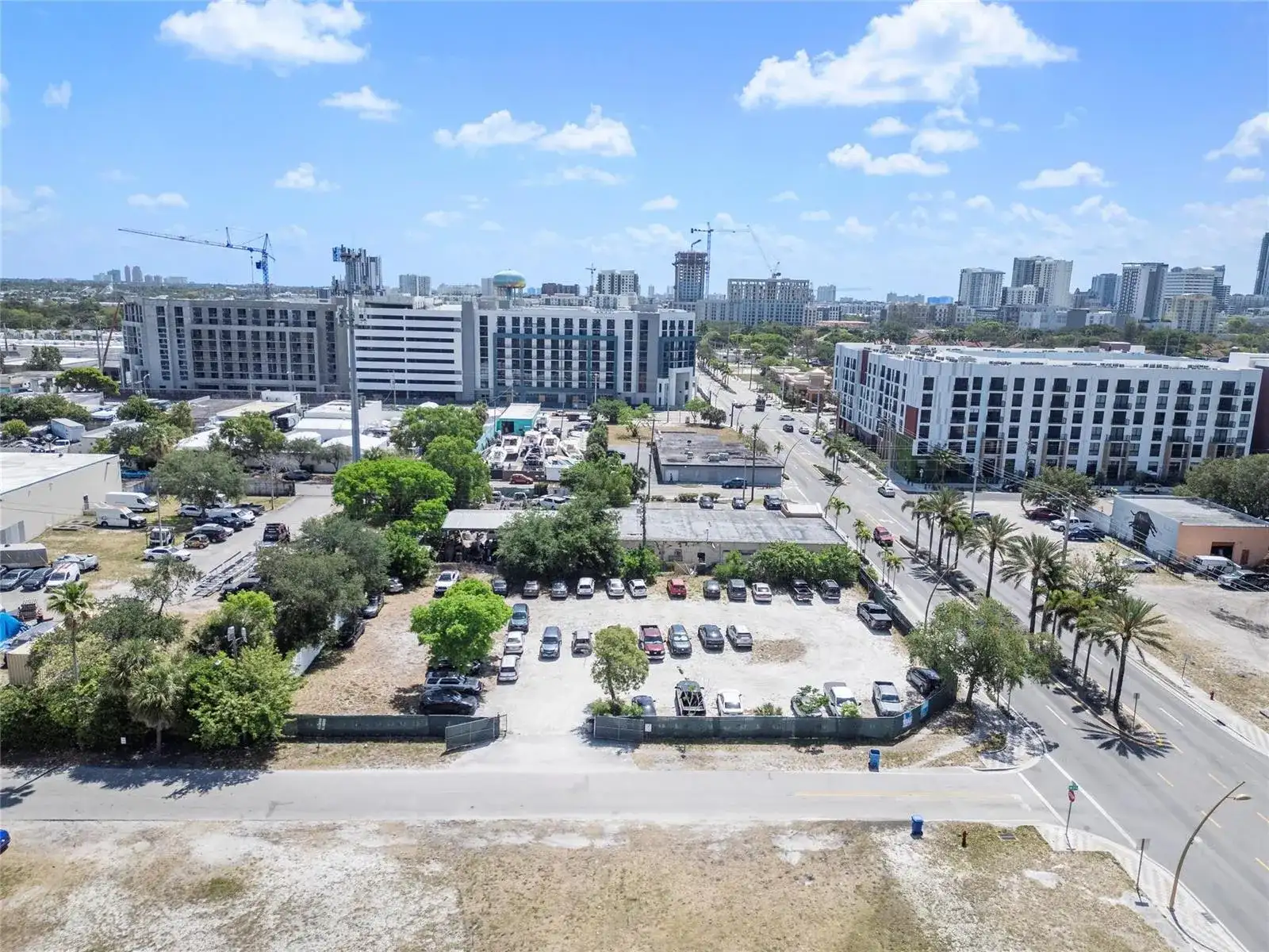 606 NW 8th Avenue, Fort Lauderdale FL 33311 photo 3