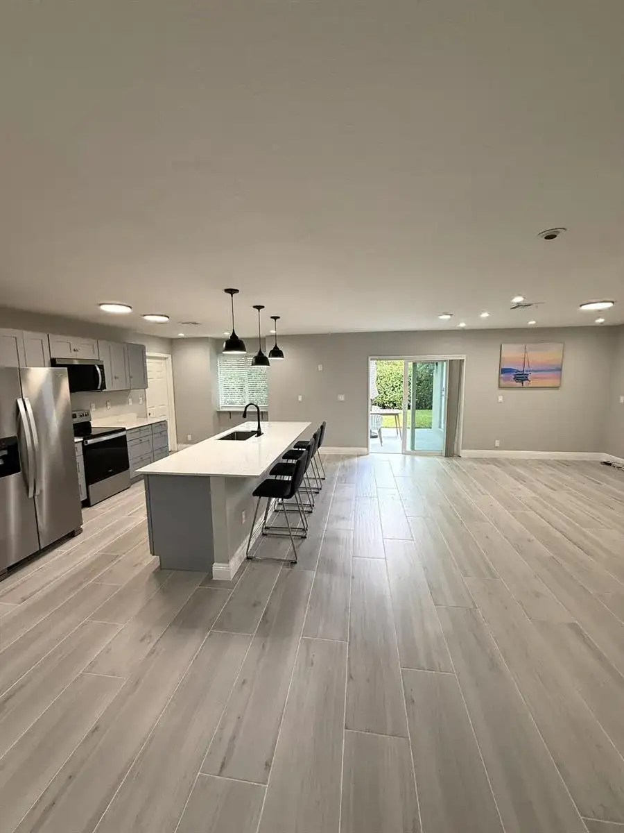 12480 SW 2nd Street, Plantation FL 33325 photo 5