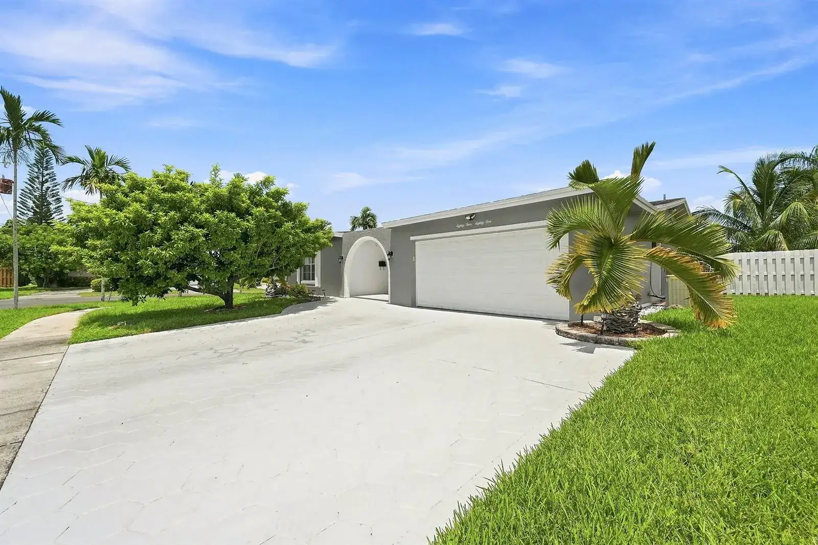 8481 NW 24TH Street, Sunrise FL 33322 photo 3