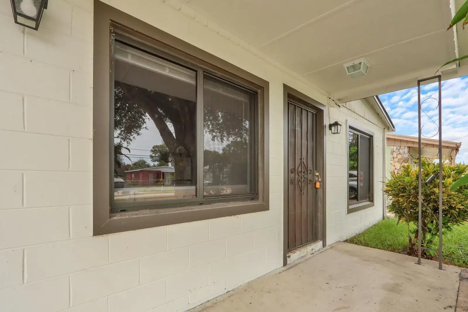 2008 Avenue N, Fort Pierce FL 34950 photo 2