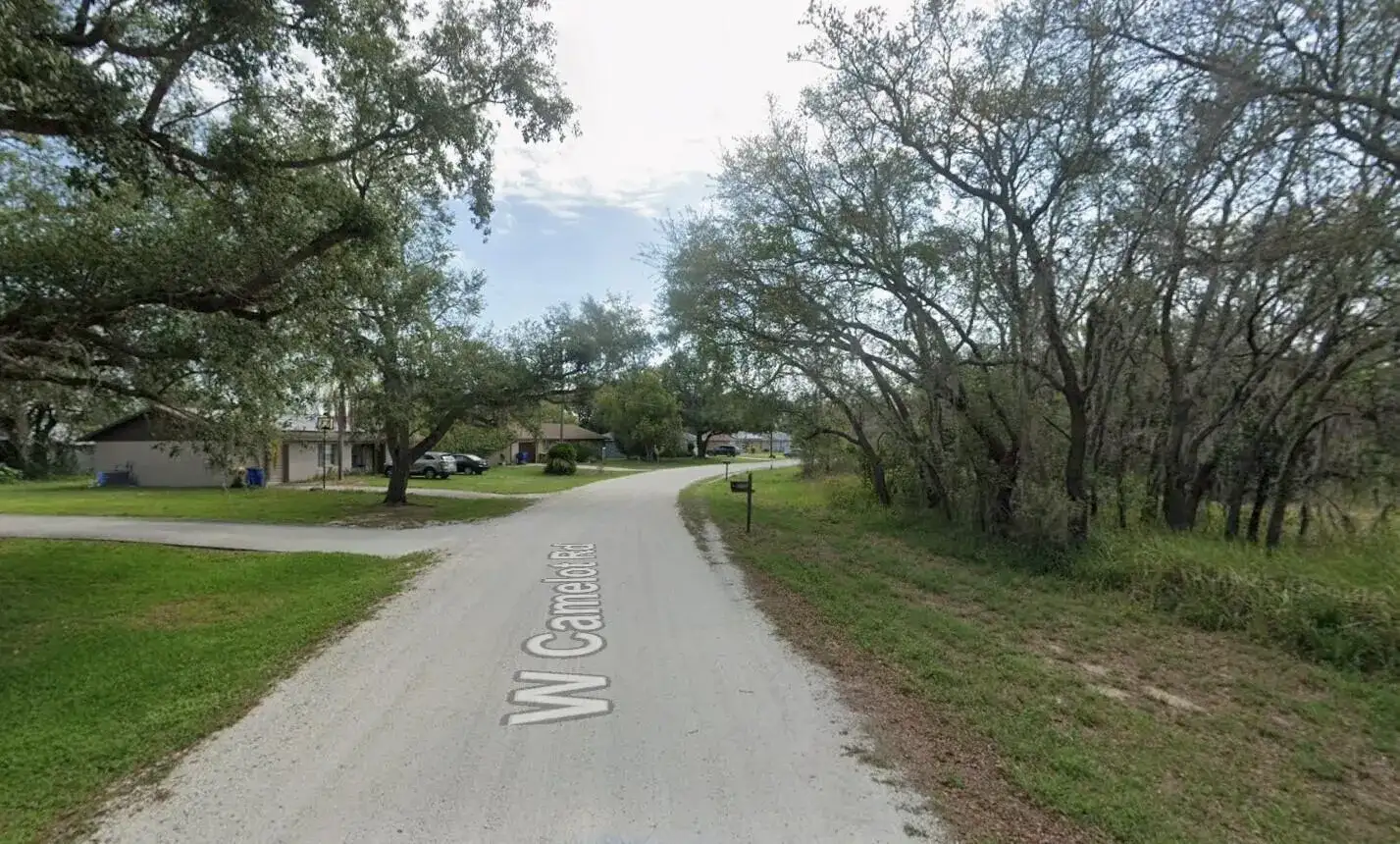 2391 W CAMELOT Road, FL 33825 photo 3