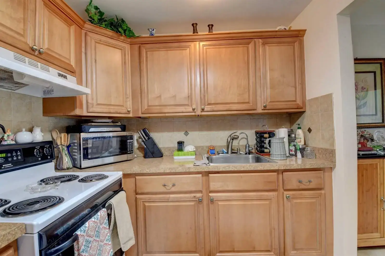 450 Brittany Drive, Delray Beach FL 33446 photo 2