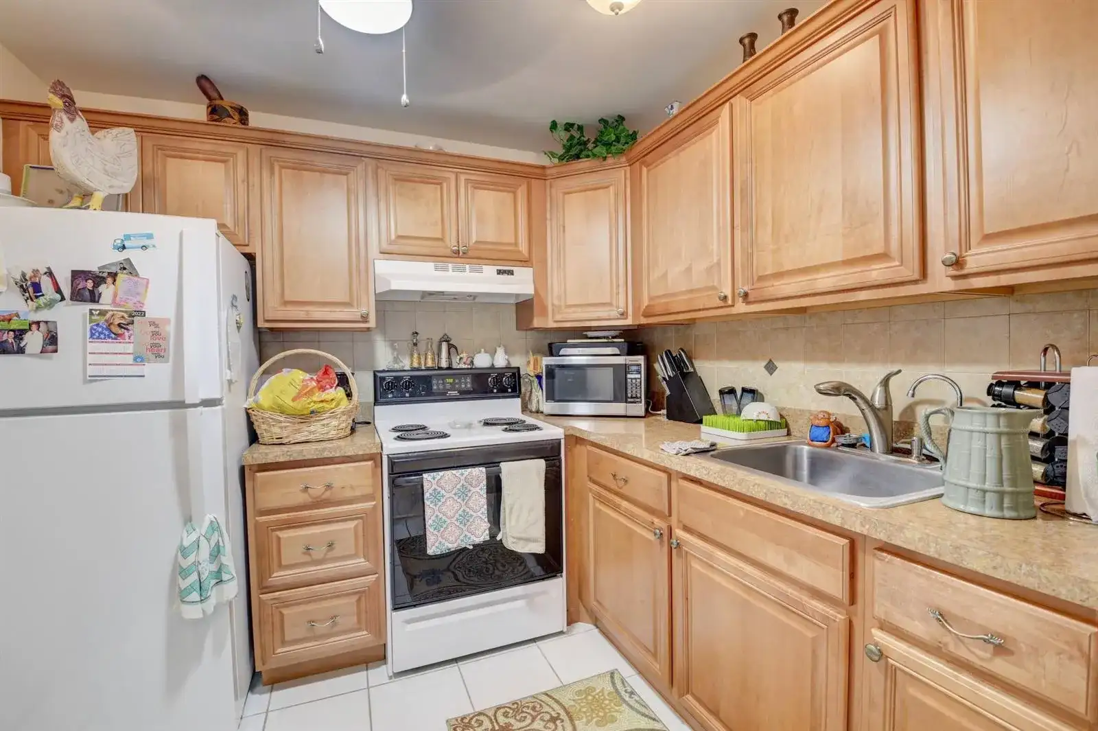 450 Brittany Drive, Delray Beach FL 33446 photo 4