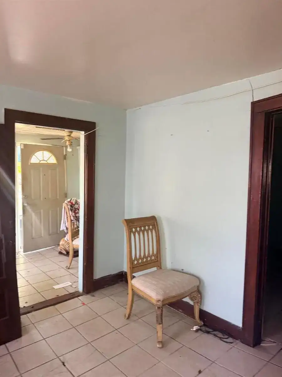 123 N 15TH Street, Fort Pierce FL 34950 photo 4
