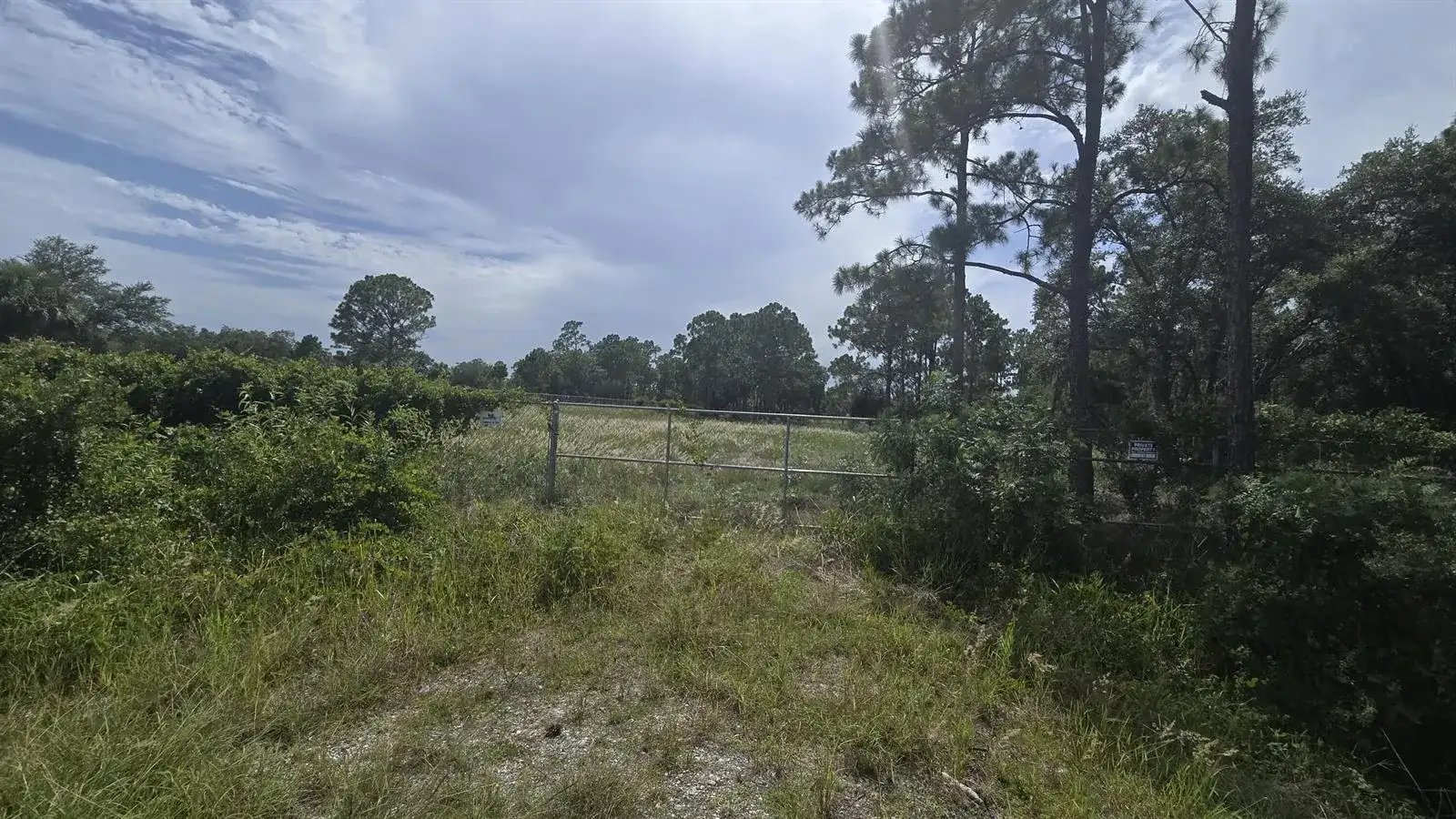 210 N VERDA Street, Clewiston FL 33440 photo 5
