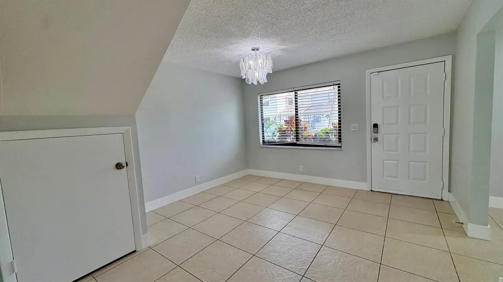 5325 TENNIS Lane, Delray Beach FL 33484 photo 2