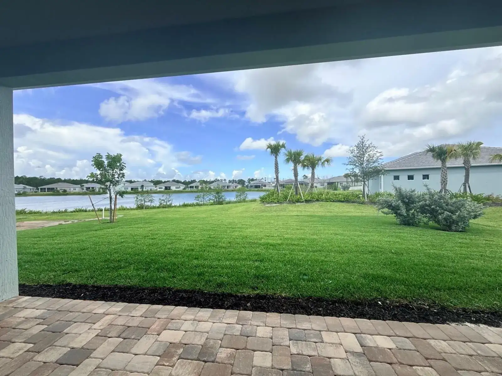 10400 SW Highpointe Drive, Stuart FL 34997 photo 2