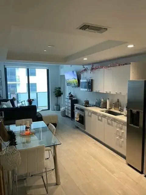 55 SW 9th Street # 3209, Miami FL 33130 photo 2