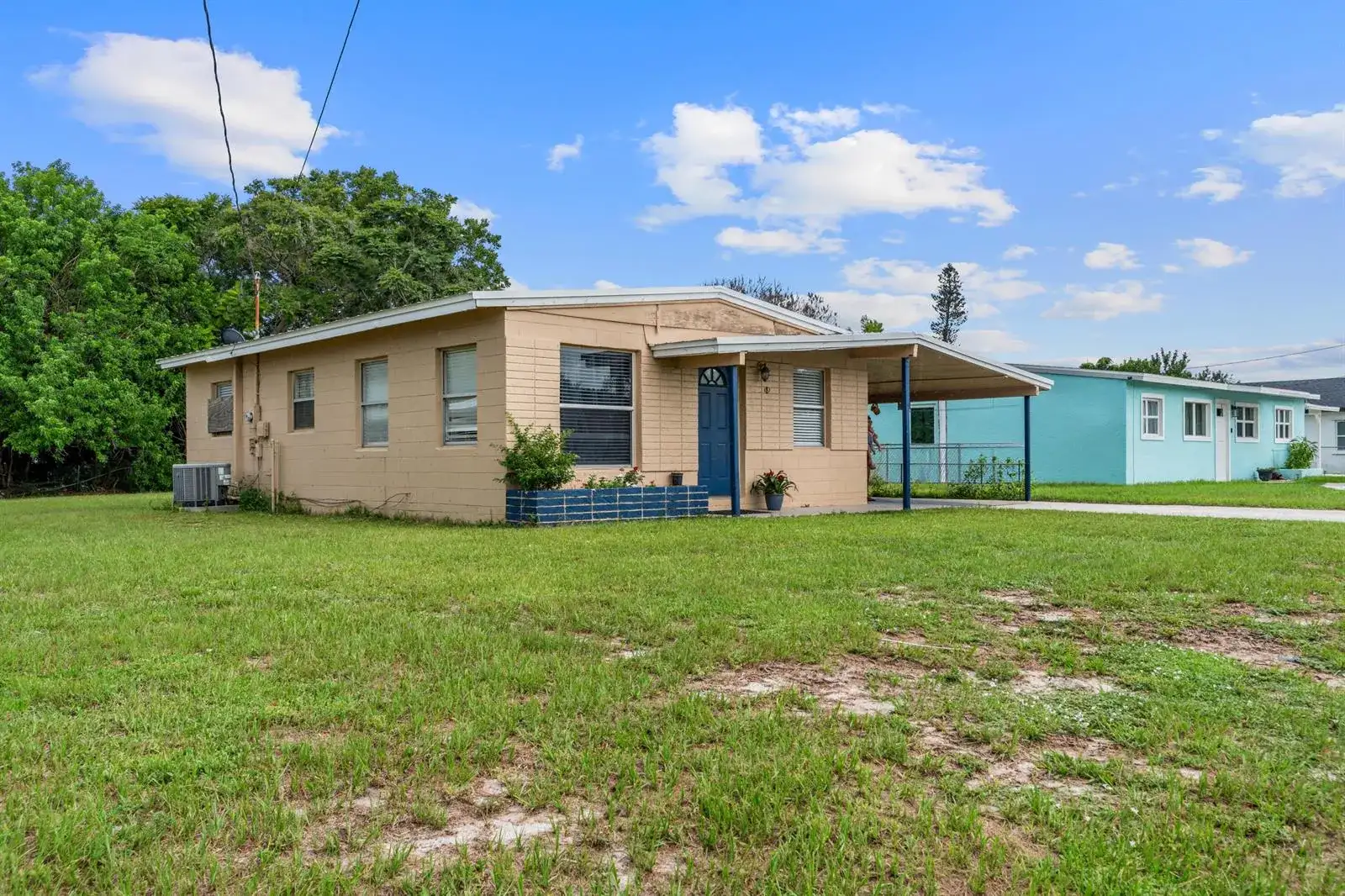 1810 N 16th Court, Fort Pierce FL 34950 photo 2