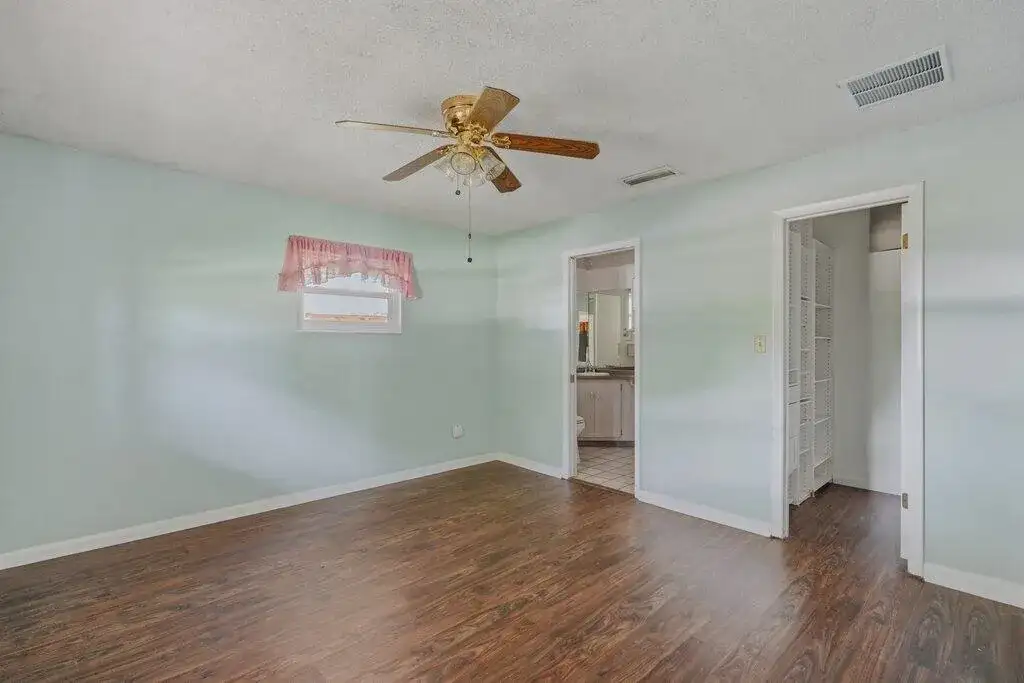 2907 Sherwood Lane, Fort Pierce FL 34982 photo 5