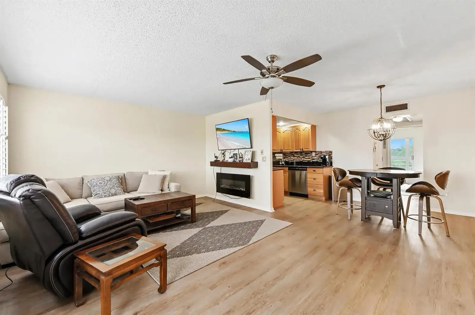 4087 Newport S, Deerfield Beach FL 33442 photo 5