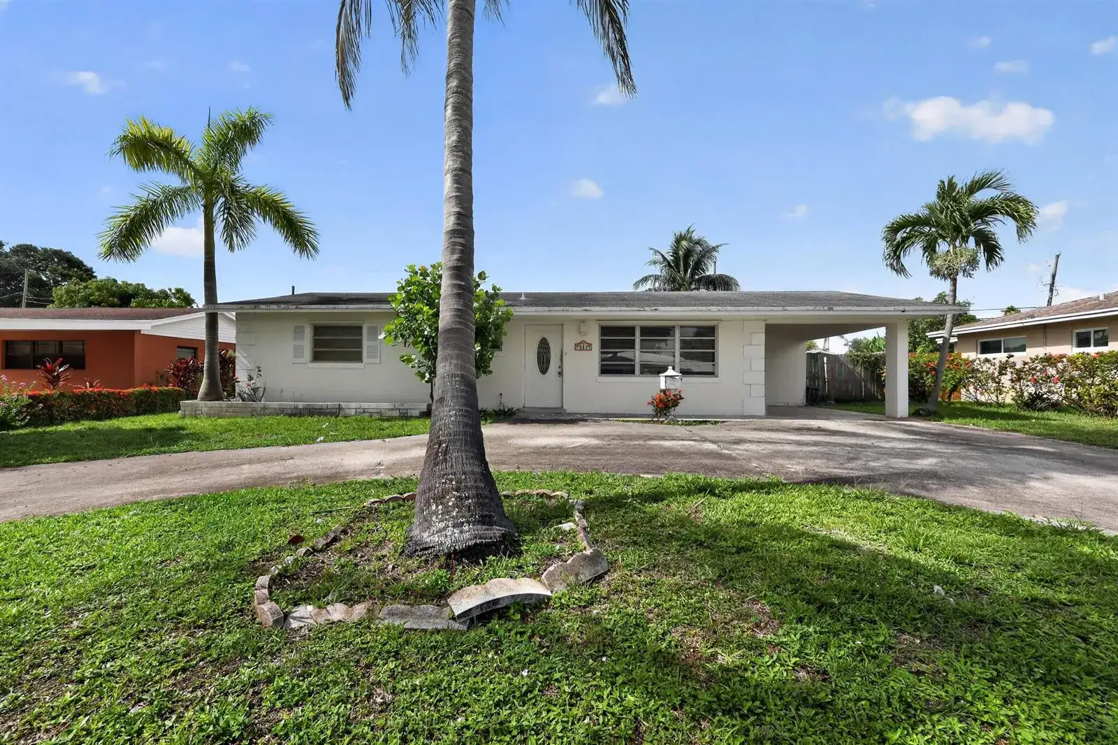 414 FORESTERIA Drive, Lake Park FL 33403 photo 2