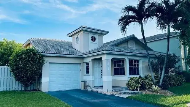 4235 NW 56TH Drive, Coconut Creek FL 33073 photo 4