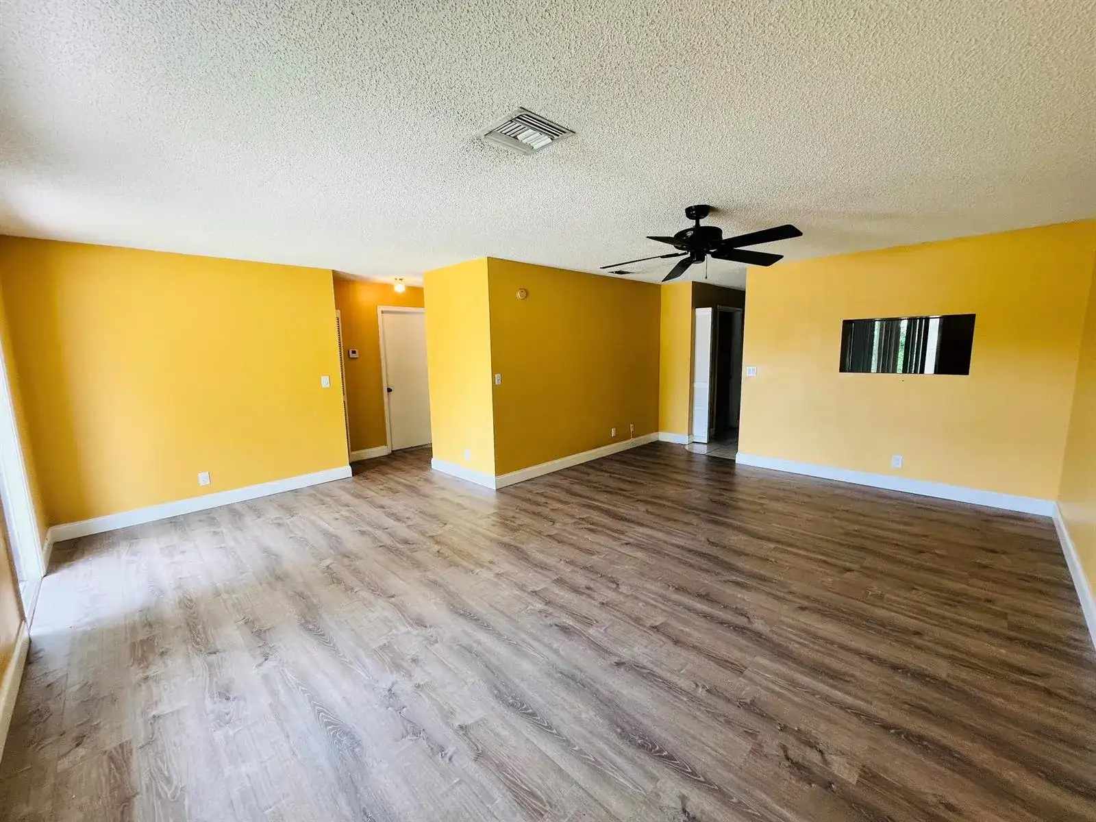 5855 Timber Valley Drive, Lake Worth FL 33463 photo 3