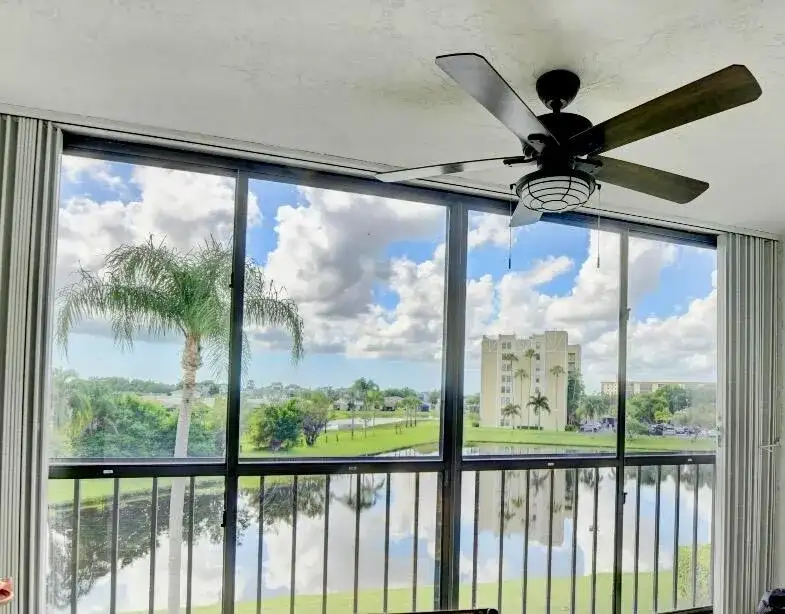 7270 ASHFORD Place # 307, Delray Beach FL 33446 photo 3