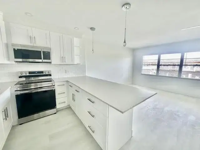 156 Fanshaw D, Boca Raton FL 33434 photo 3