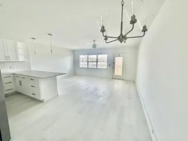 156 Fanshaw D, Boca Raton FL 33434 photo 4