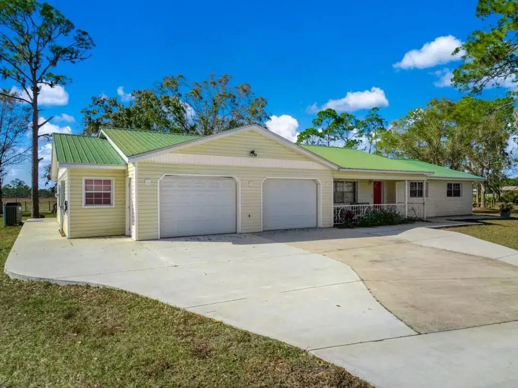 948 S Riverdale Road, FL 33825 photo 2